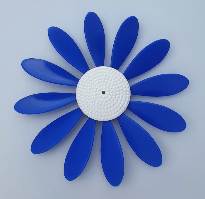 Spinning Happy Daisy Blue - White